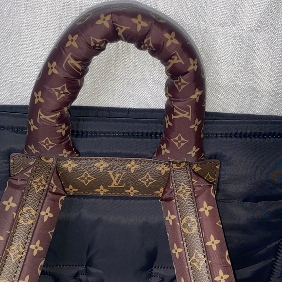 BRAND NEW!!! LUIS VUITTON Monogram Pillow Backpack - Picture 3 of 4